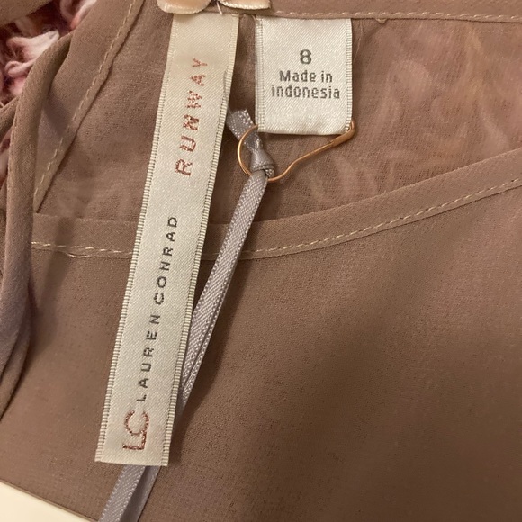 Lauren Conrad Runway brand new w tags. Tea length w tulle bottom - Picture 3 of 8